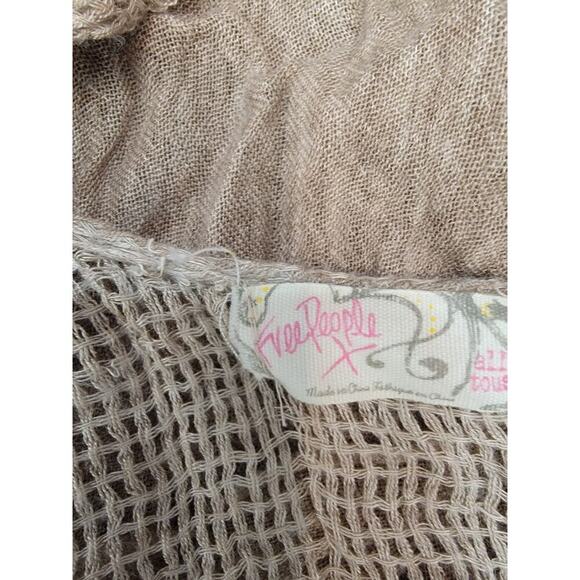Free People All Tous Cardigan Sz OS Fishnet Bohemian Western High Low Tan Beachy - Picture 4 of 11